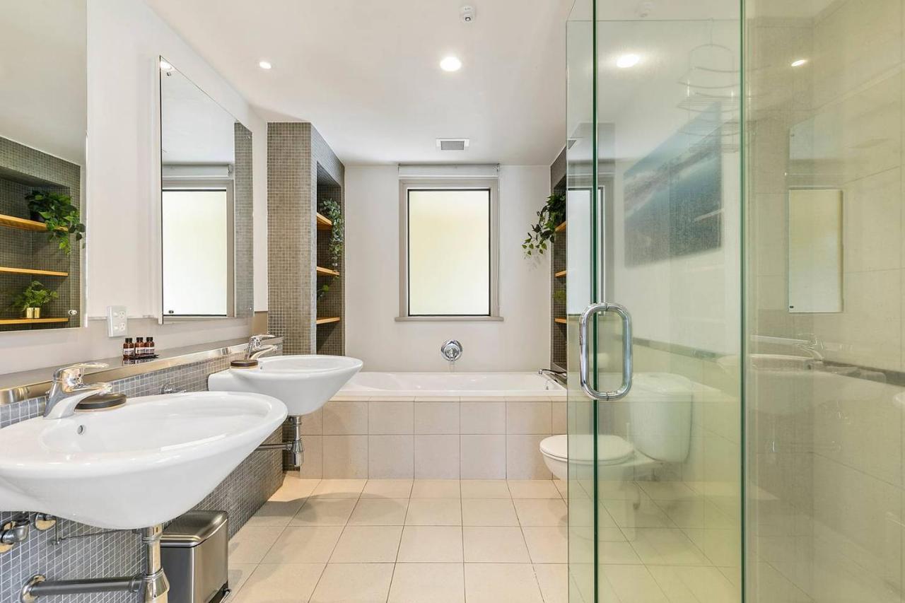 Enormous One Bedroom Beauty In Cbd! Free Parking Auckland Exterior foto